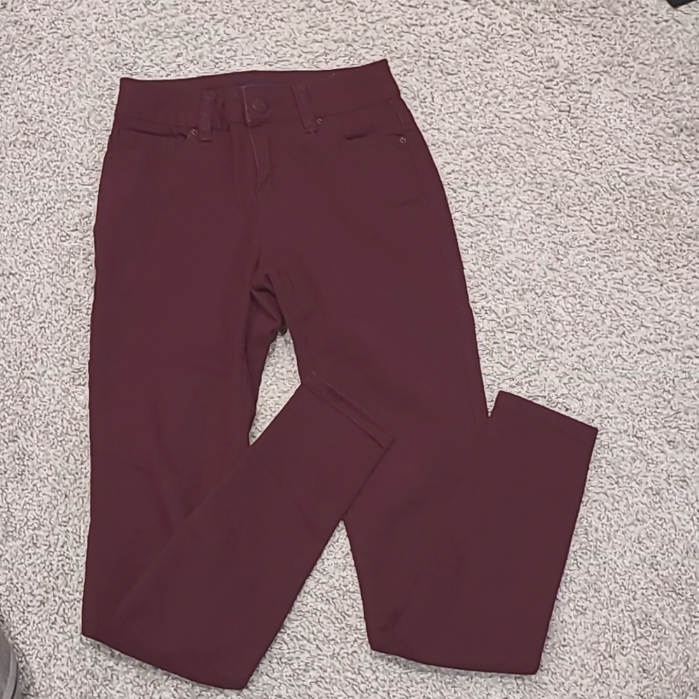 Like New Blue Spice burgundy jegging